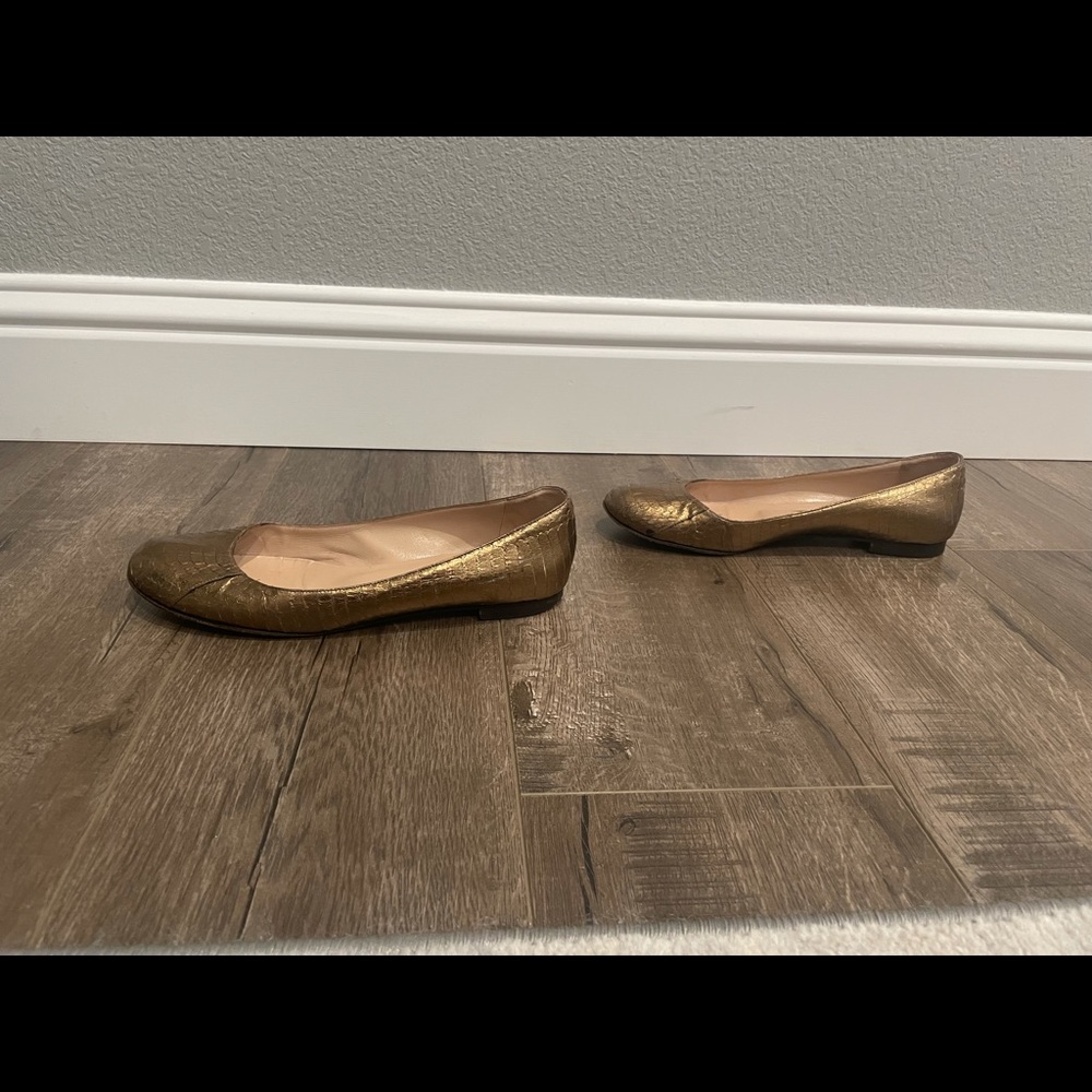 Manolo Blahnik Tere Leather Bronze Flats - Picture 5 of 7